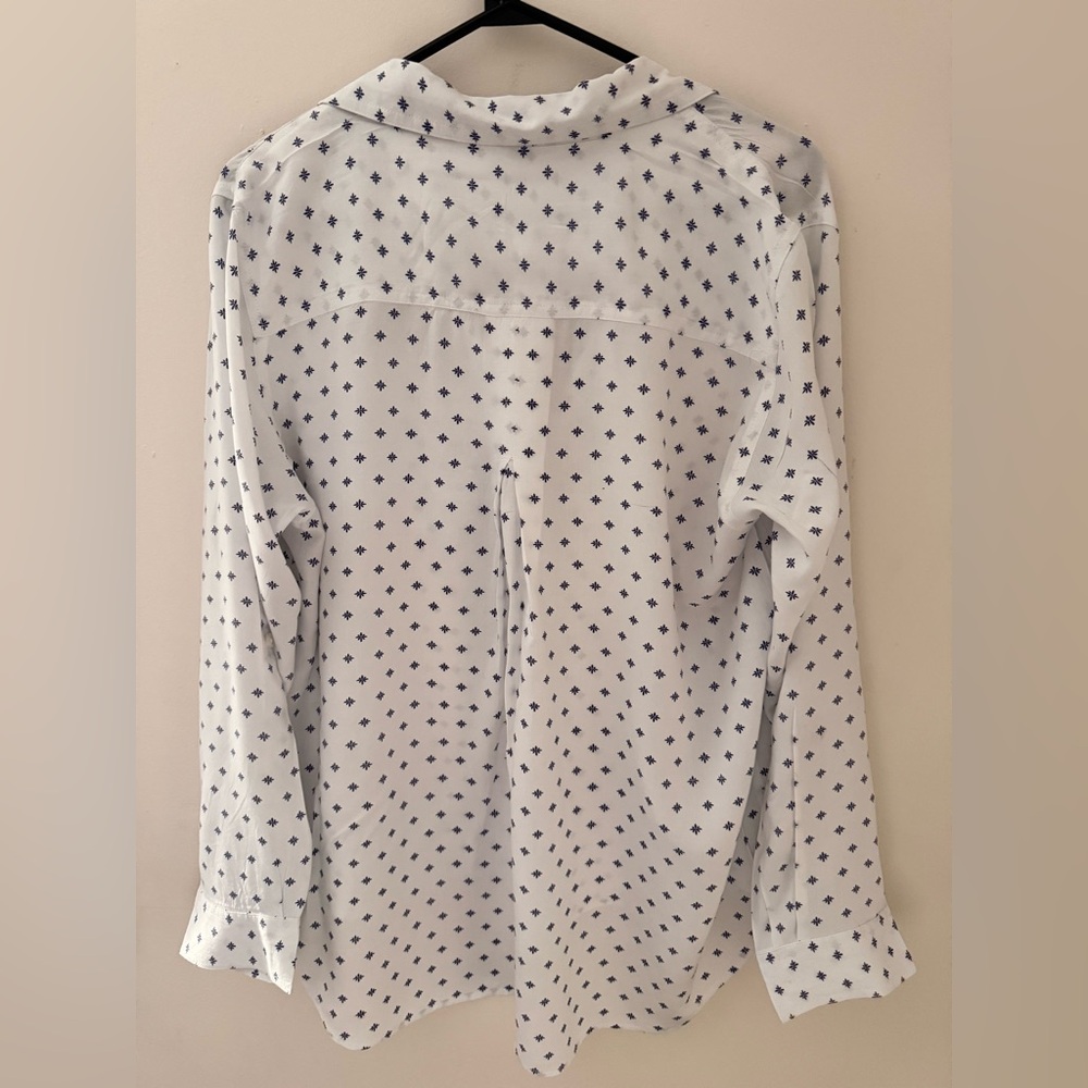 Vince Camuto Navy and White Patterned Blouse - Picture 5 of 7
